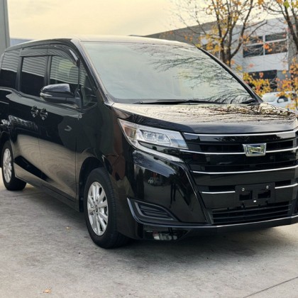 2021 Toyota Noah ZWR80 G (ID 24069)